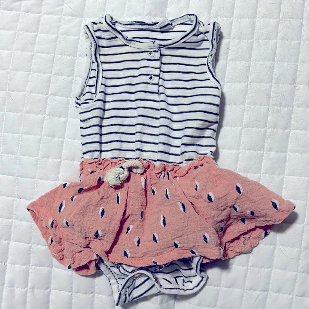 Jessica Simpson 0-3 month one piece